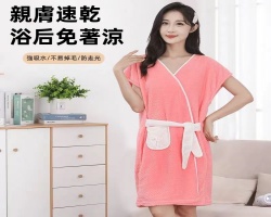 珊瑚絨綁帶浴袍